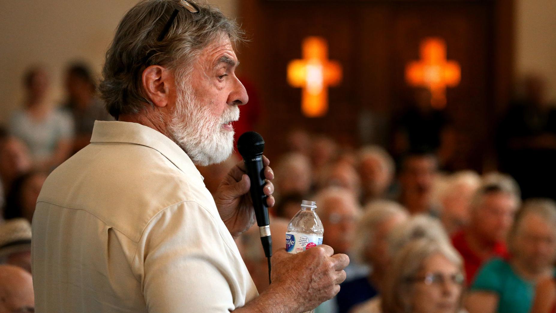 Tucson residents pack public hearing to ask questions about monastery development